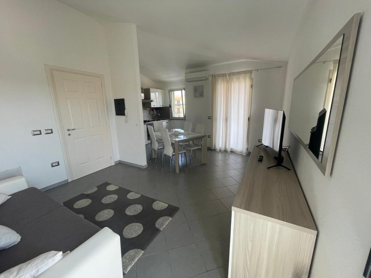 Apartamento Mansarda San Pietro Valledoria  Exterior foto